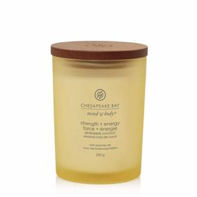 Chesapeake Bay Candle – Strength & Energy – Medium
