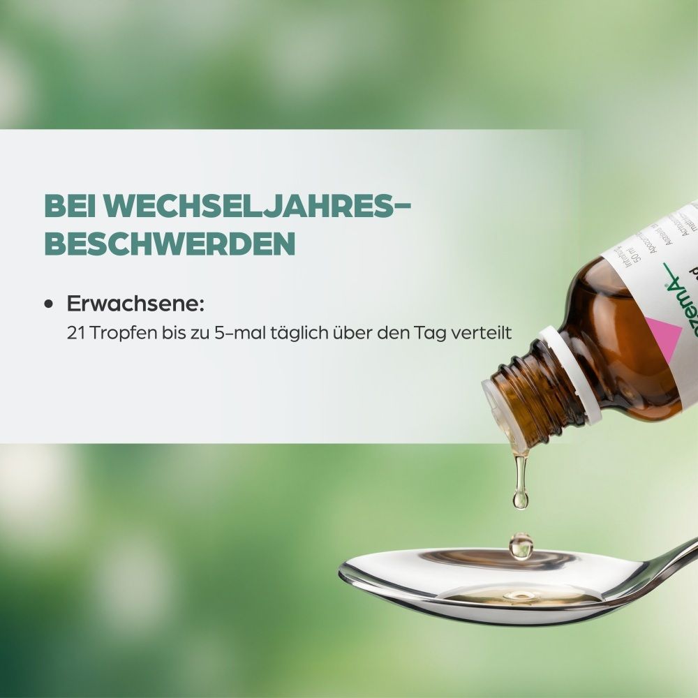 Tropfen werden aus einer Flasche auf einen Löffel gegeben zur Einnahme bei Wechseljahresbeschwerden.