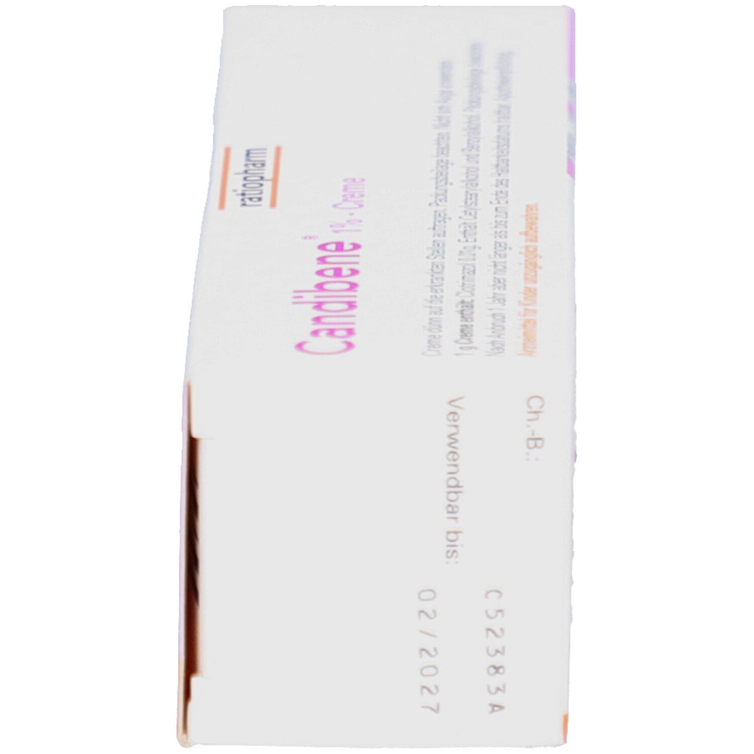 Seitenansicht der Produktverpackung. Aufschrift: Candibene 1% Creme. Verwendbar bis 02/2027.