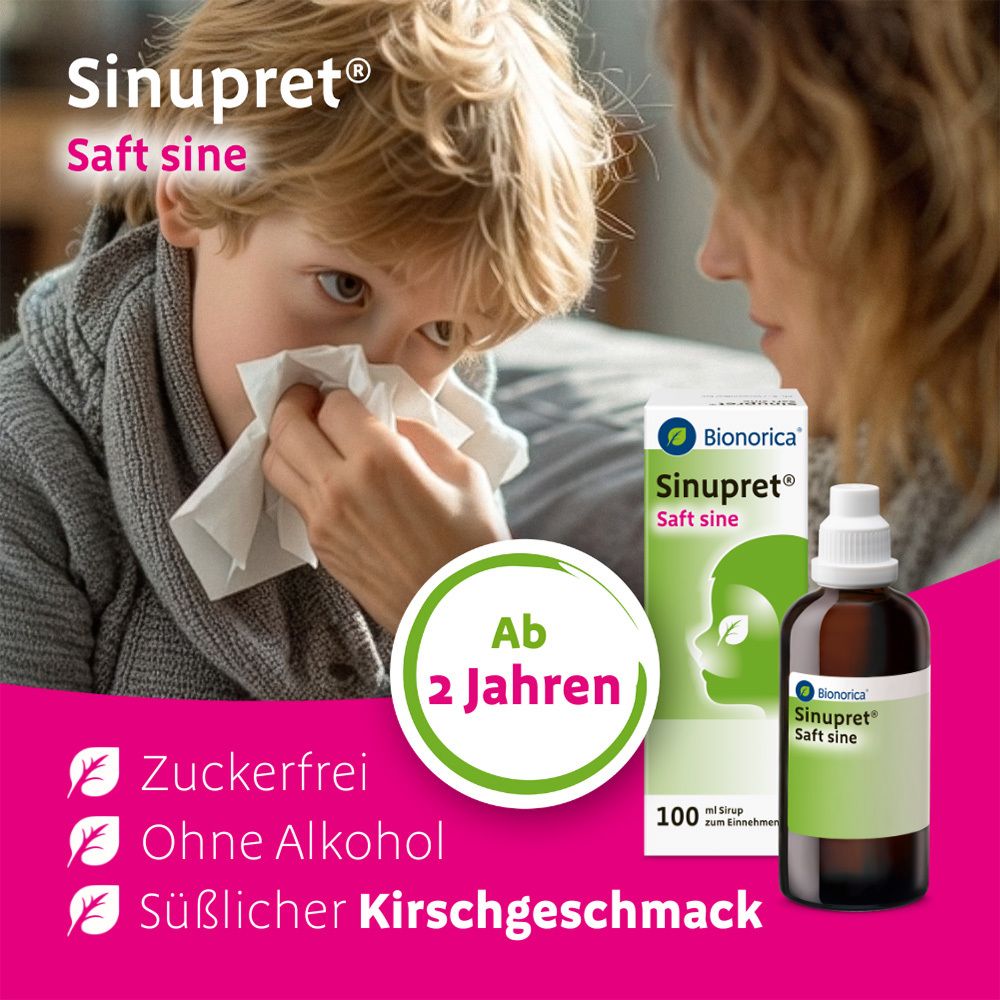 Kind mit Taschentuch, Mutter daneben. Sinupret® Saft sine. Text: Ab 2 Jahren, zuckerfrei, ohne Alkohol, süßlicher Kirschgeschmack.