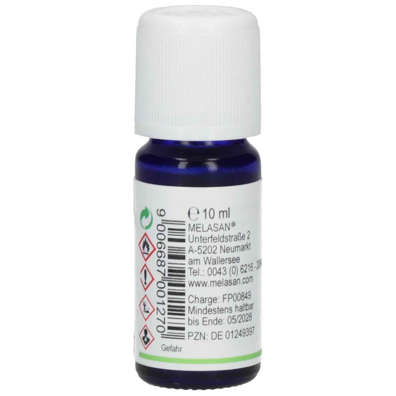 Rückseite eines blauen Glasfläschchens mit weißem Deckel. Aufschrift: MELASAN, 10 ml. Warnhinweise und Chargennummer.