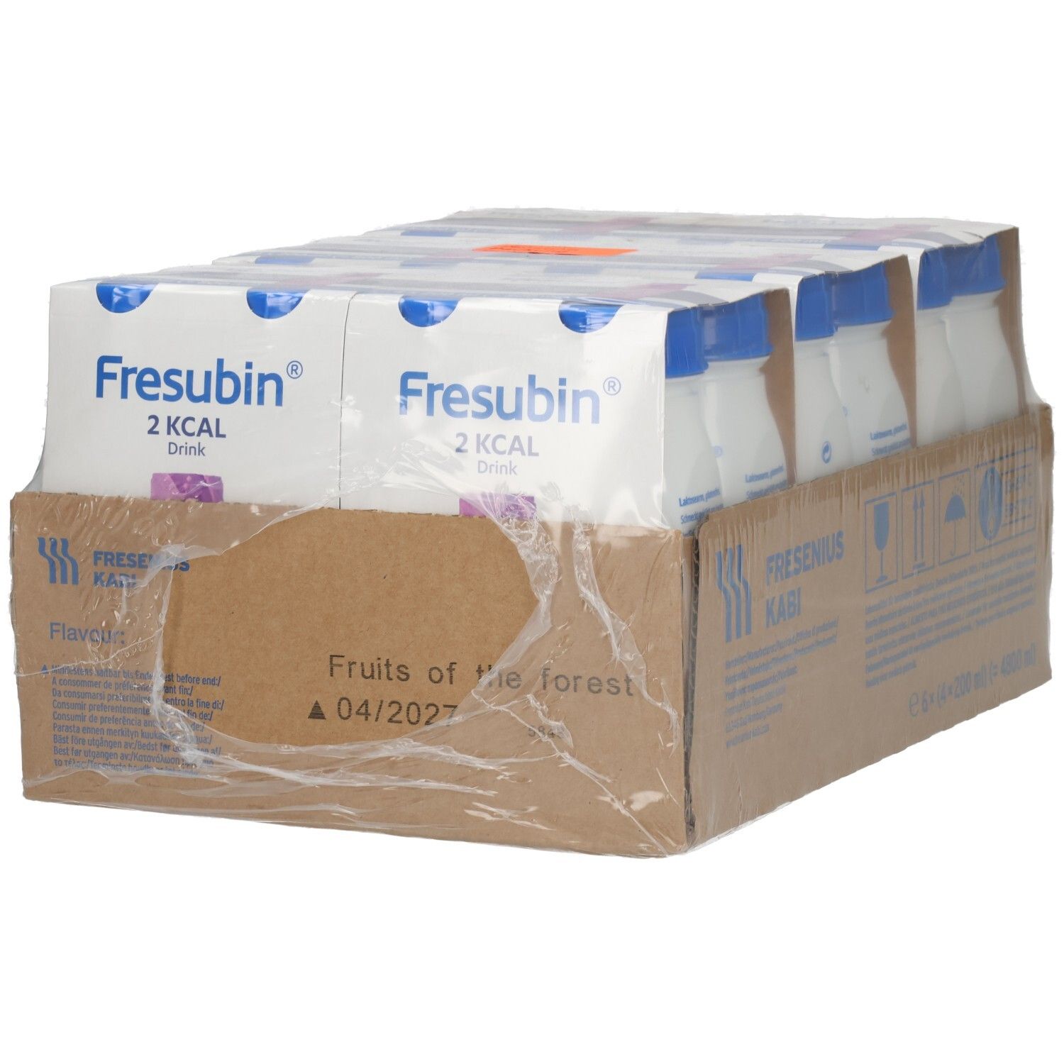Fresubin 2 Kcal Drink: Vorderseite des Kartons mit 12x200ml Flaschen, Geschmacksrichtung 'Fruits of the forest'.