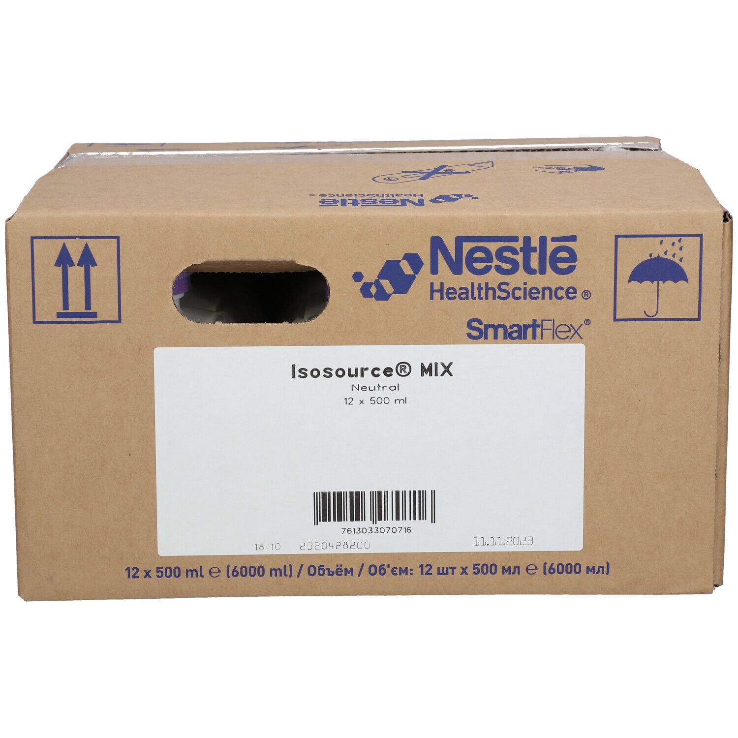 Kartonverpackung von Nestlé HealthScience Isosource Mix. Aufdrucke: Isosource Mix, 12 x 500 ml, Neutral. Mit Logo und SmartFlex.