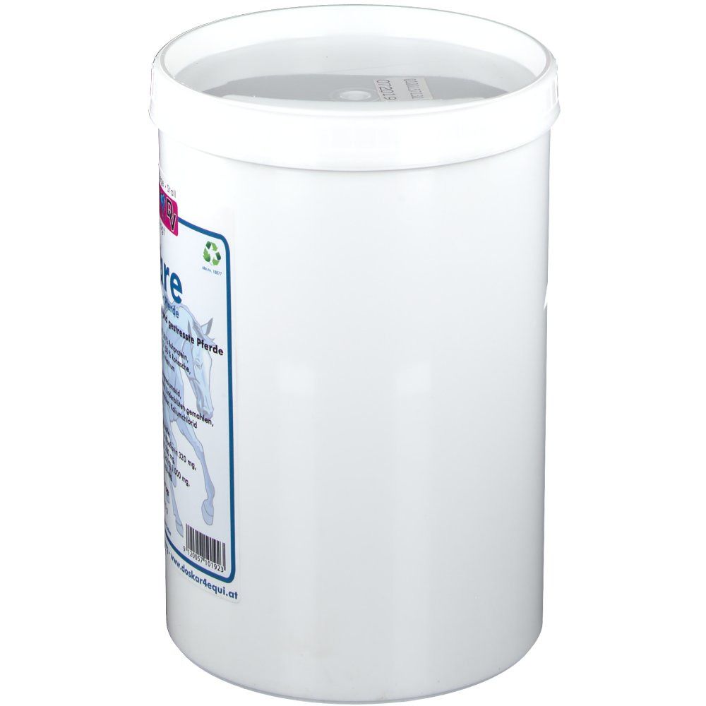 Weißer Eimer mit Deckel. Blaues Etikett mit Text. Produktname nicht vollständig sichtbar. Recycling-Symbol.