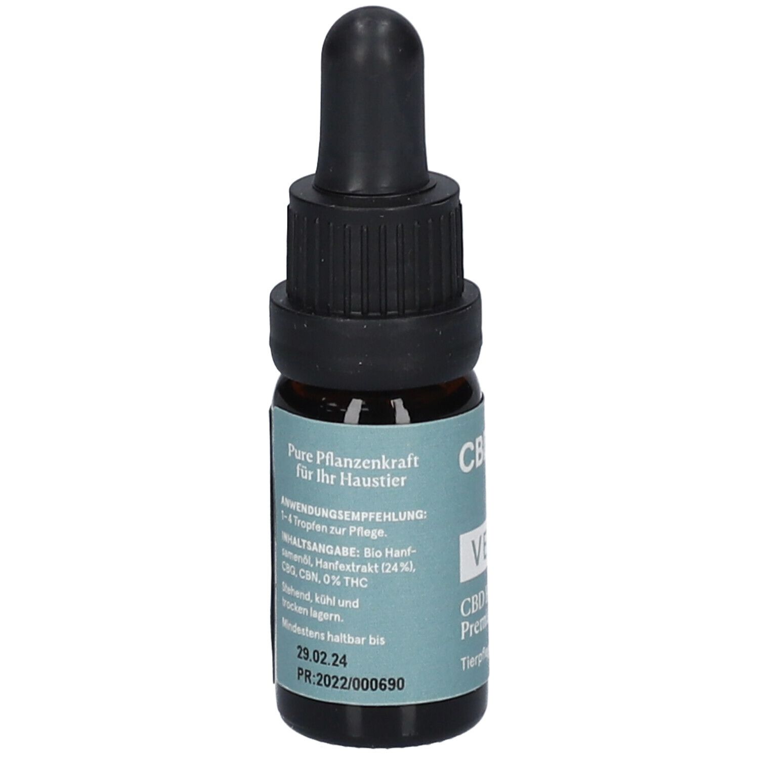 Braune Glasflasche mit schwarzem Tropfer. Etikett mit CBDVITAL, VET, CBD Extrakt Premium 24. Anwendungsempfehlung und Haltbarkeit.