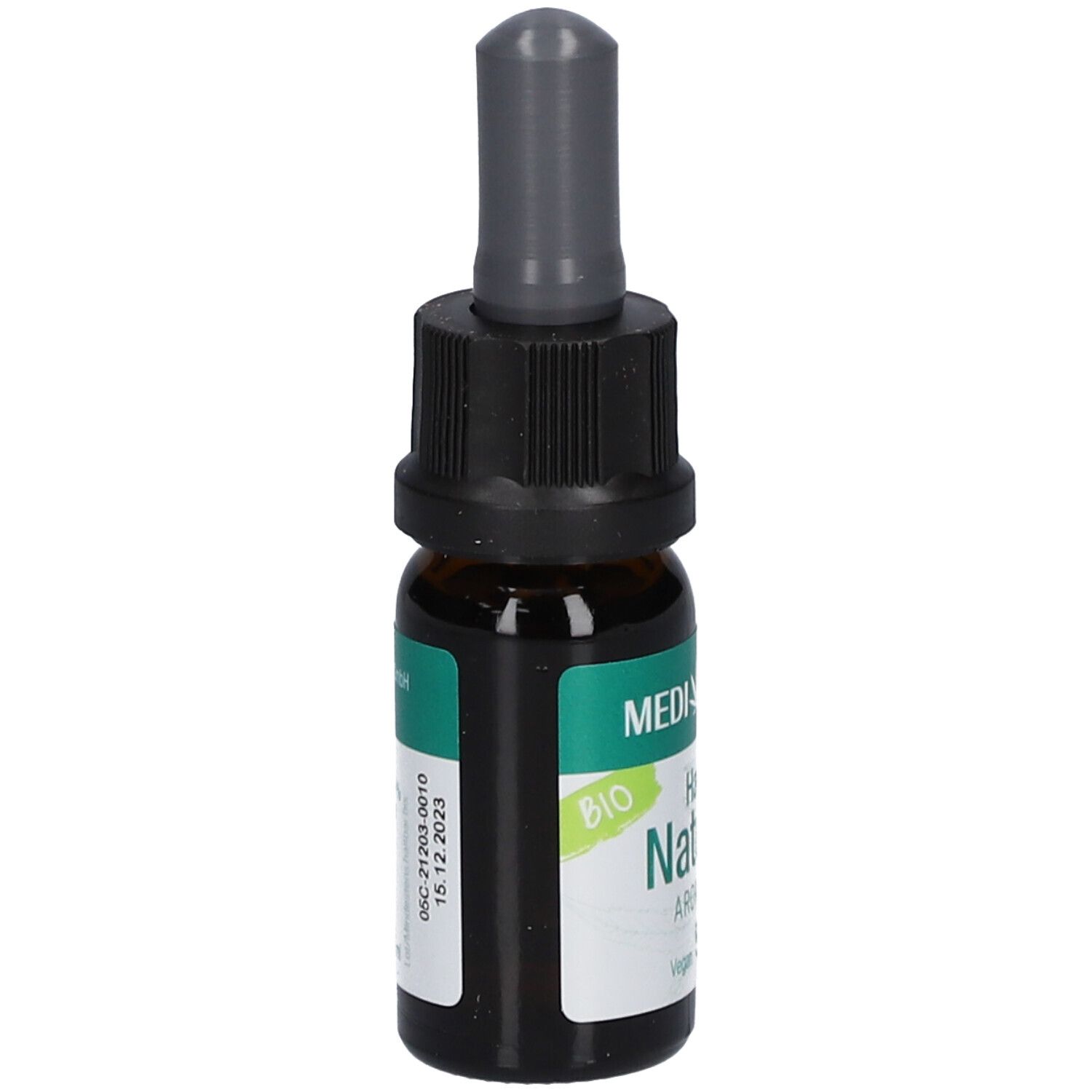 Braune Glasflasche mit schwarzem Verschluss und Pipette. Aufkleber mit Text: MEDIHEMP, Hanf Natural Aromaöl, BIO.
