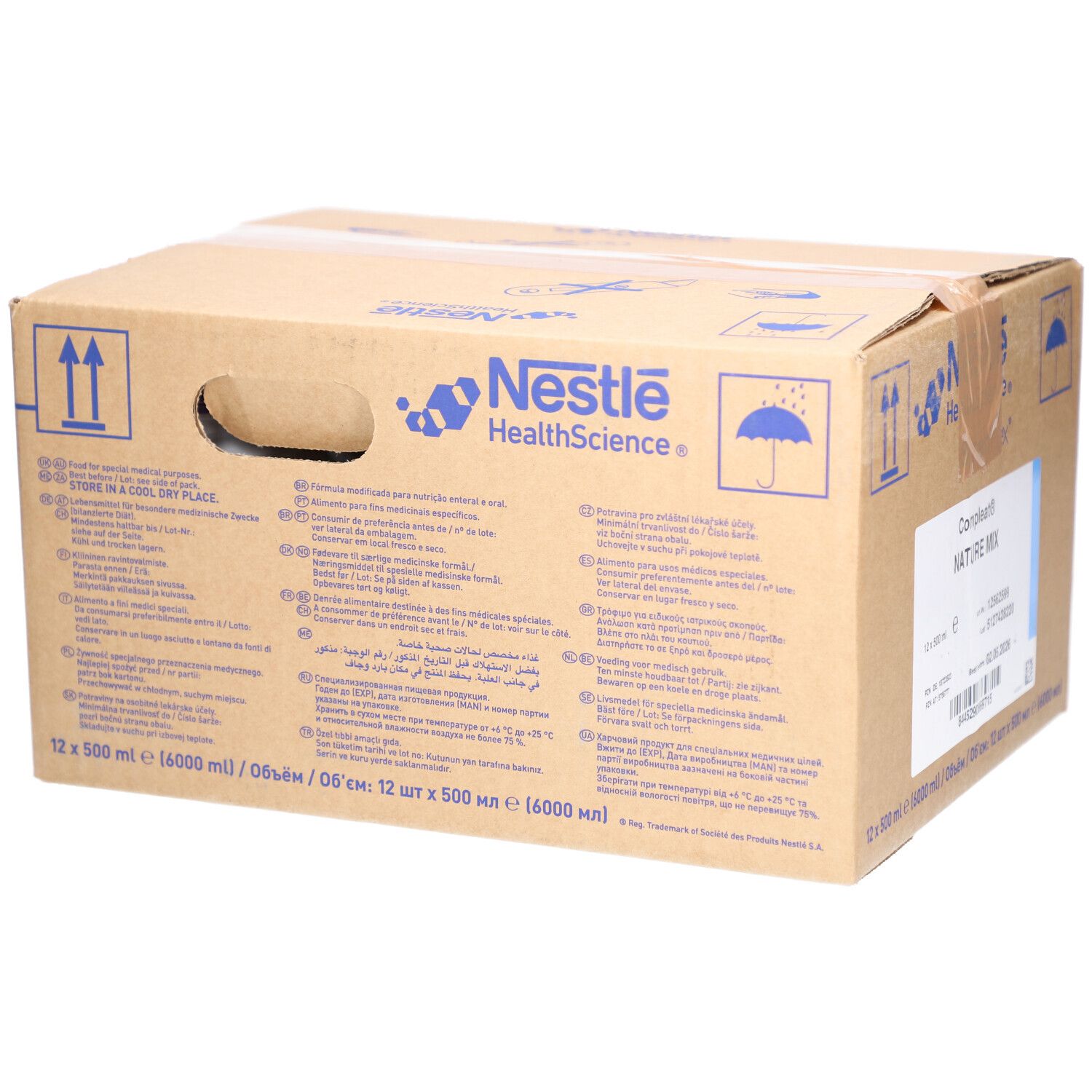 Kartonverpackung mit Produktbezeichnung und Logo. Aufdrucke: Nestle HealthScience, SmartFlex, Compleat Nature Mix, Text in mehreren Sprachen.