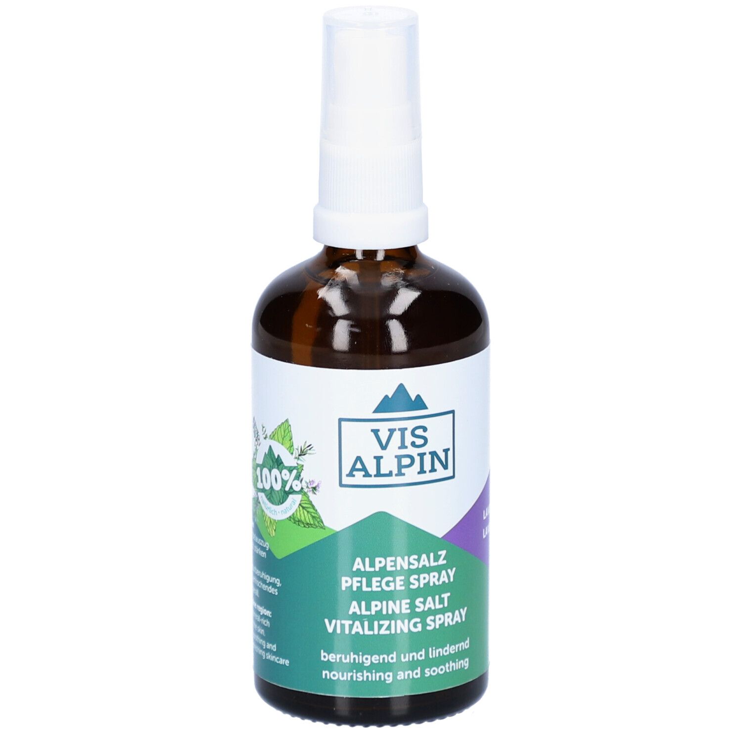 Braune Glasflasche mit weißem Sprühkopf. Etikett mit Produktnamen und Logo. Text: AlpenSalz Pflegespray, Alpine Salt Vitalizing Spray.