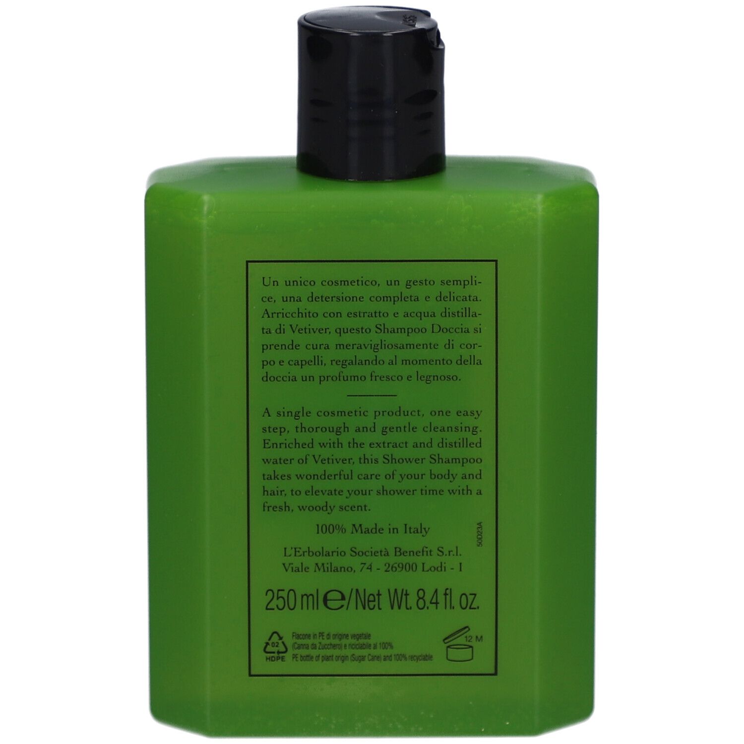 Grüne Flasche mit schwarzem Deckel. Rückseite mit Text. L'ERBOLARIO LODI Vetiver. 250 ml/8.4 fl oz.