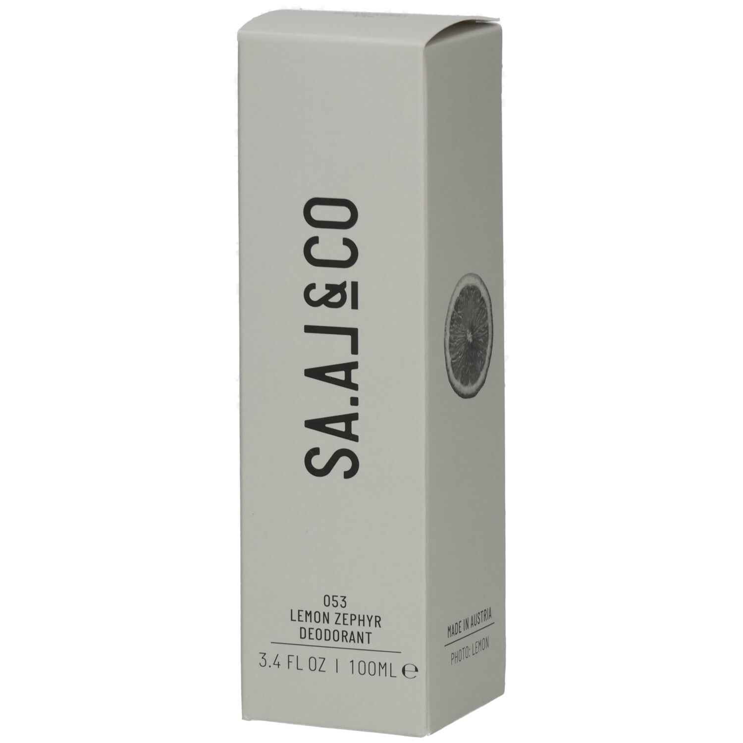 Graue rechteckige Verpackung mit dem Logo SA.AJ&CO. Aufschrift: 053 Lemon Zephyr Deodorant. 3.4 FL OZ | 100ml e. Zitrone-Illustration.