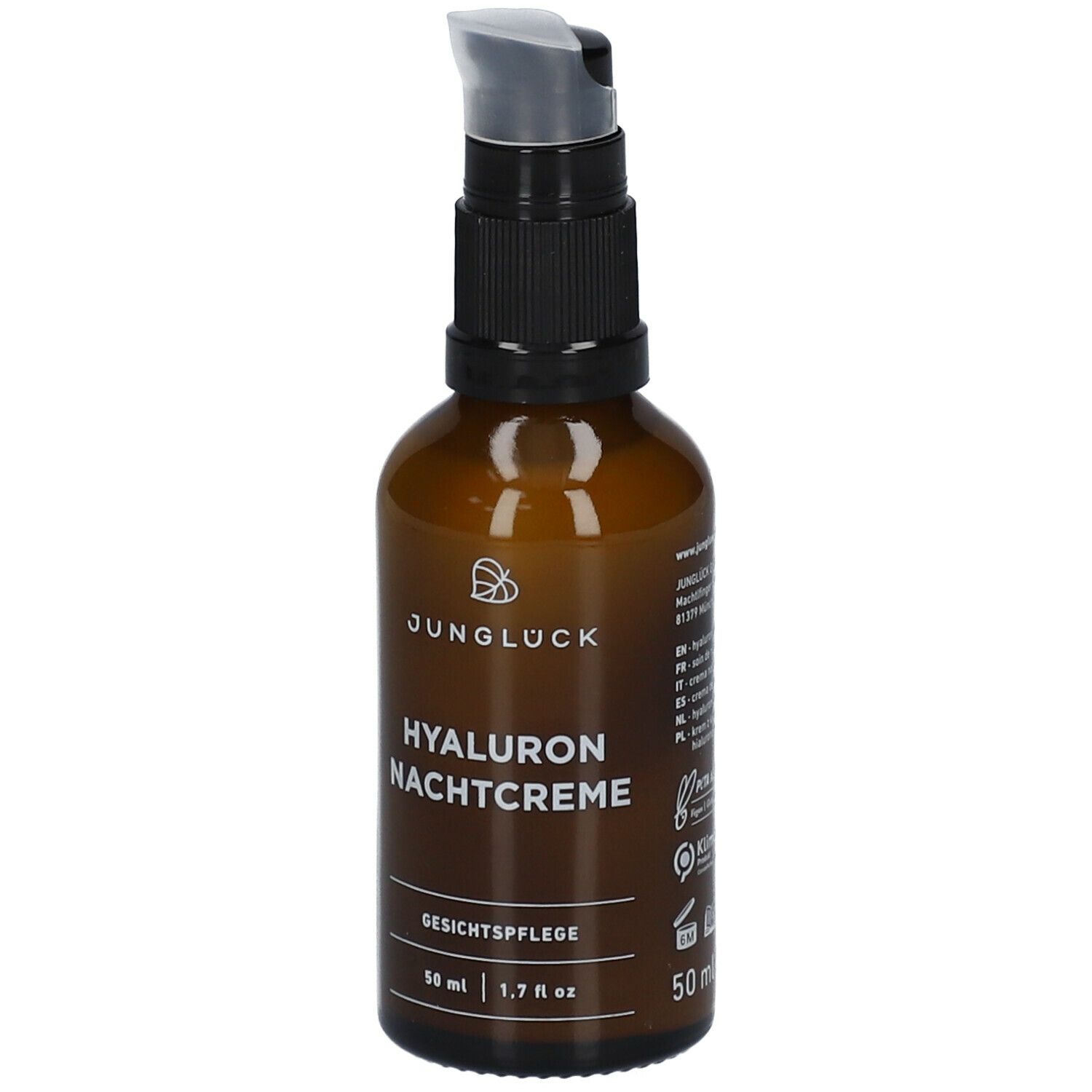 Braune Glasflasche mit schwarzem Pumpkopf. Aufschrift: JUNGLÜCK, Hyaluron Nachtcreme, Gesichtspflege. 50 ml / 1.7 fl oz. PETA-Siegel.