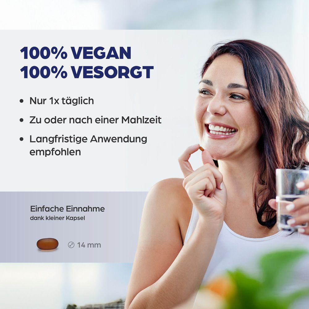 Frau mit Kapsel und Glas Wasser. Text: 100% vegan, 100% versorgt. 14 mm Kapsel. Einnahme nach Mahlzeit.