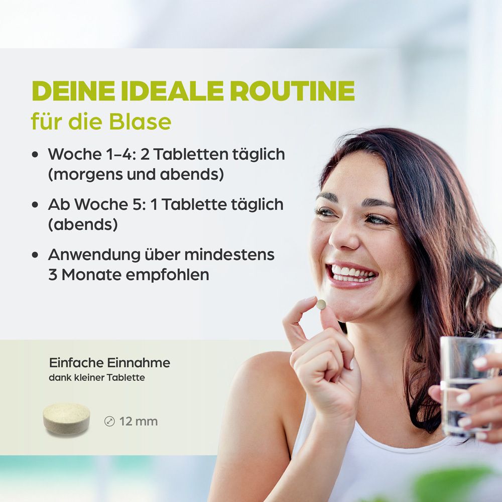 Frau nimmt Tablette mit Glas Wasser. Text: Deine ideale Routine für die Blase. Einnahme: 12 mm Tablette.
