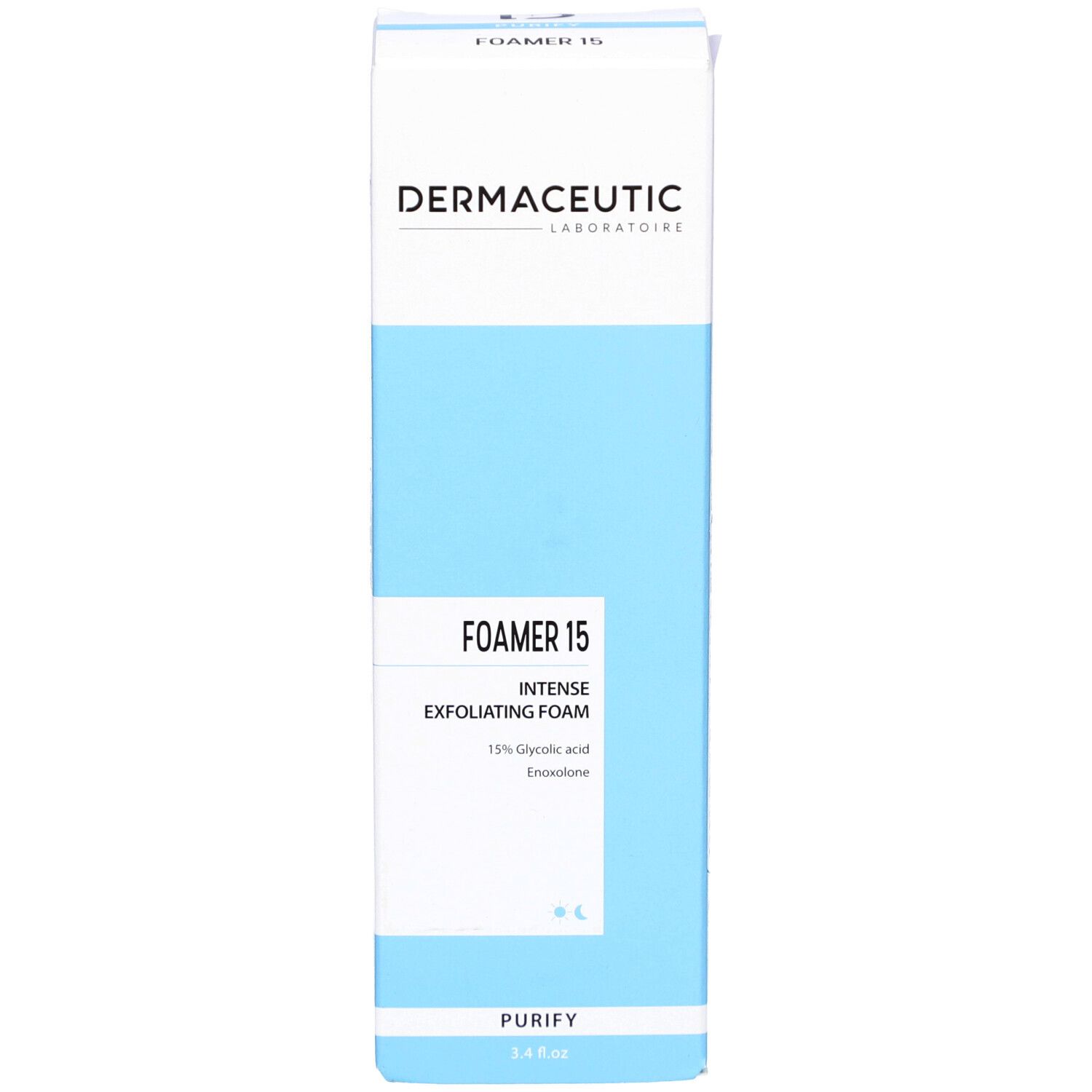 Kartonverpackung. Aufschrift: Dermaceutic, Foamer 15, Intense Exfoliating Foam. Hellblauer Hintergrund.