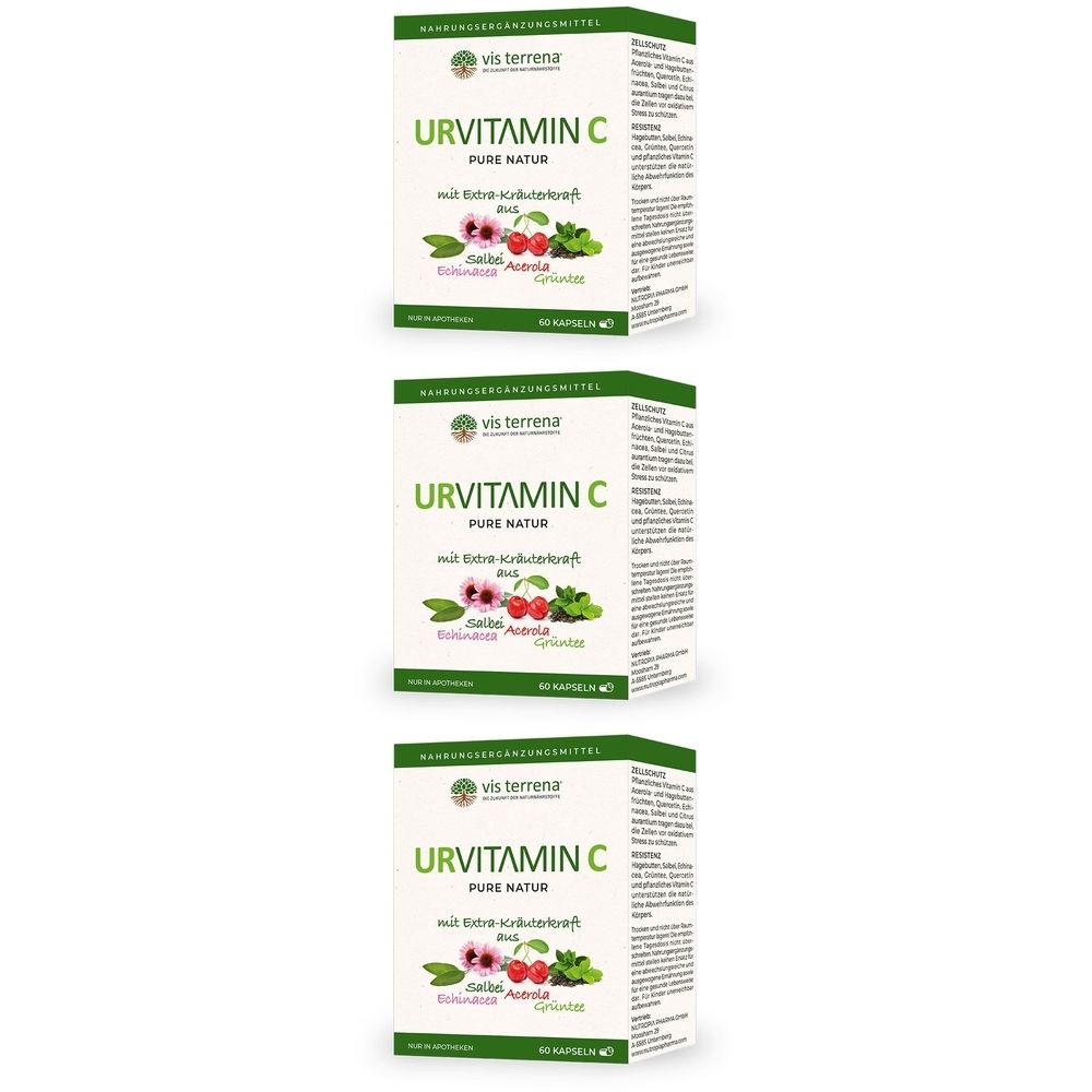 Drei weiße Kartons mit „URVITAMIN C“ Schriftzug. Aufdrucke: „PURE NATUR“, Abbildungen von Blüten, Kirschen und Minze. Marke: vis terrena.