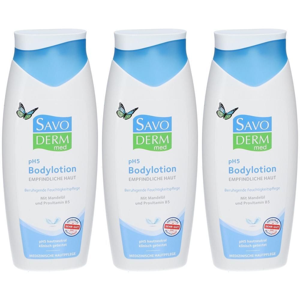 Drei Flaschen SAVODERM med pH5 Bodylotion für empfindliche Haut. Mit Schmetterlings-Logo und blauen Akzenten.