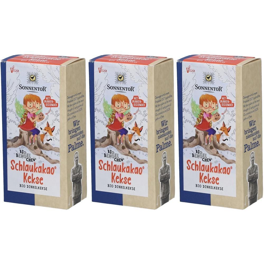 Drei Packungen SonnentoR Schlaukakao Kekse mit Kokosblütenzucker. Illustration von Kindern und Fuchs auf Baumstumpf.