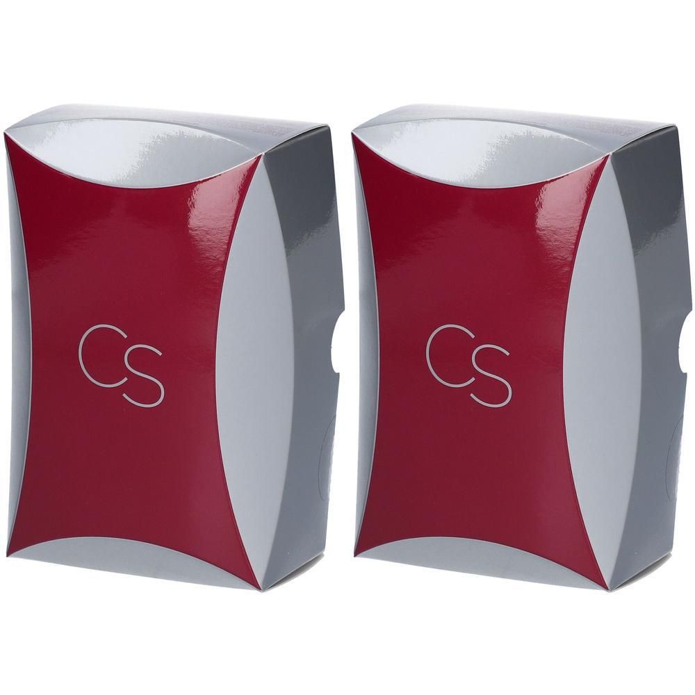 Zwei rechteckige Schachteln mit roten und silbernen Akzenten und dem Logo "CS".