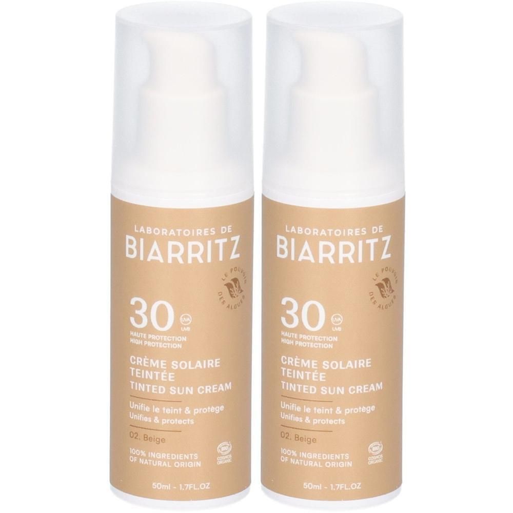 Zwei Flaschen Laboratoires de Biarritz getönte Sonnencreme LSF30, hell. Mit Pumpverschluss.