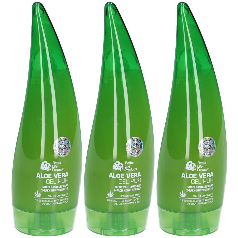 Drei grüne Flaschen Aloe Vera Gel Pur mit spitz zulaufendem Design.