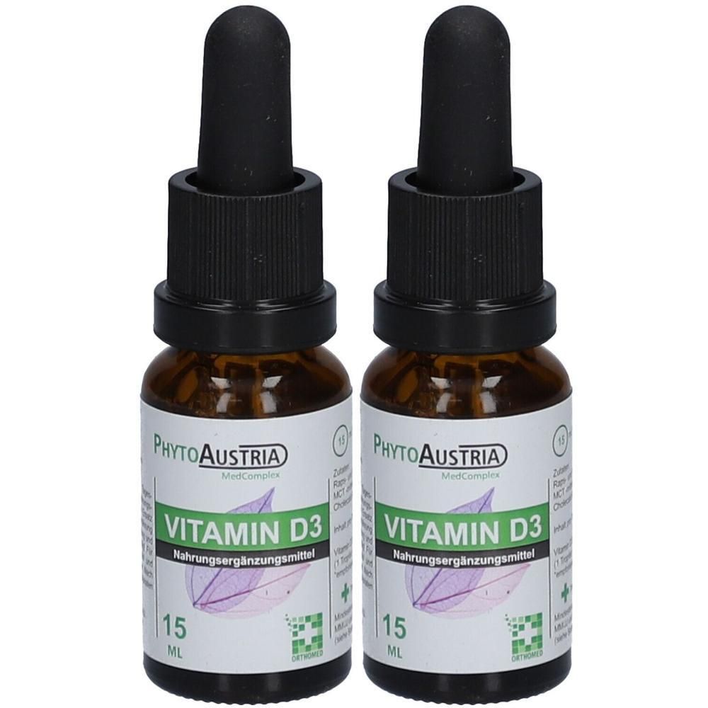 Zwei Flaschen mit schwarzem Tropfer. Aufschrift: Vitamin D3, Nahrungsergänzungsmittel. Marke: PhytoAustria. 15 ml.