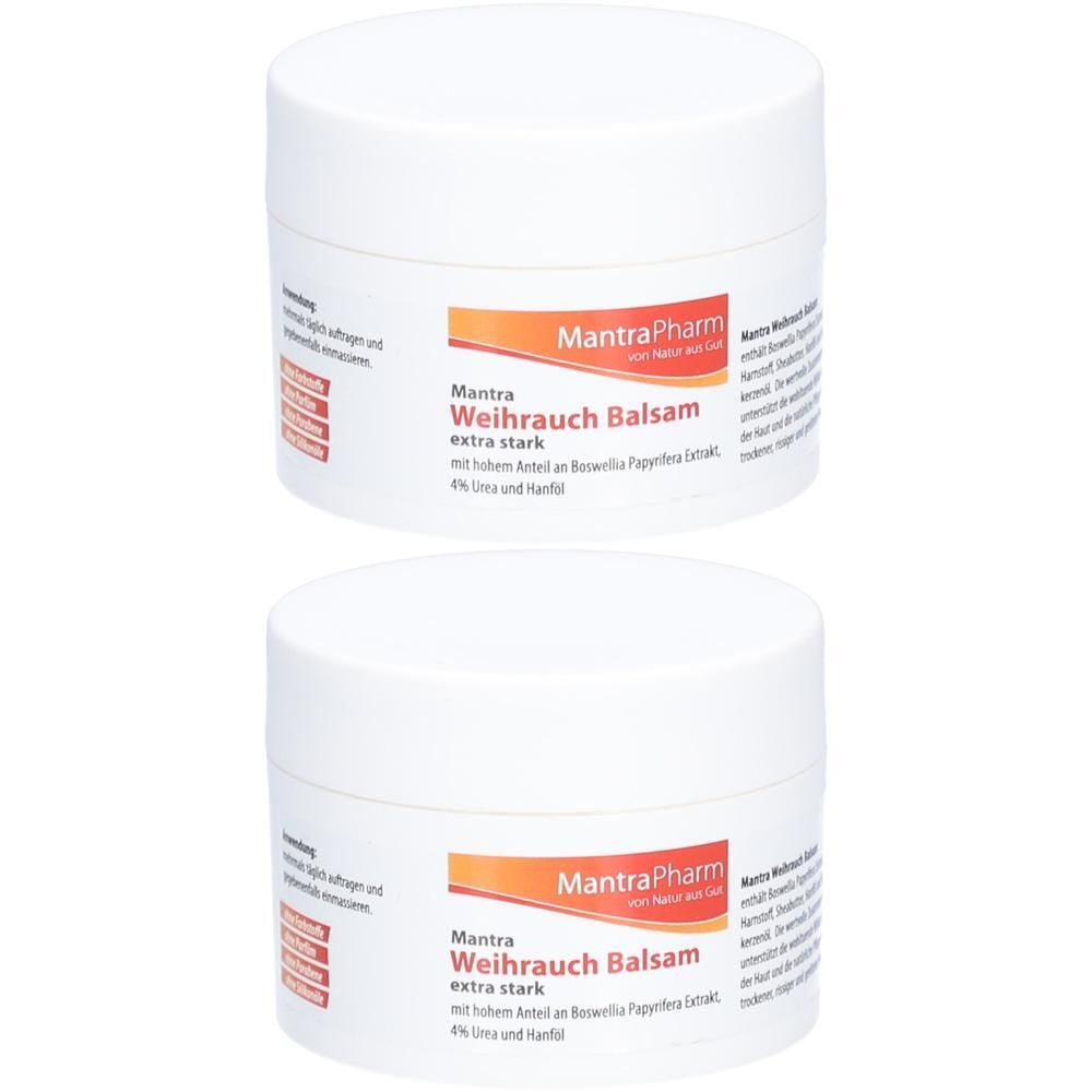 Zwei weiße Tiegel mit orangefarbenem Etikett. Aufschrift: MantraPharm Weihrauch Balsam extra stark.