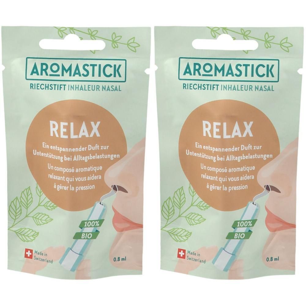 Zwei Beutel mit Aromastick Relax. Aufschrift: Aromastick, Relax, 100% Bio, 0,8 ml. Schweizer Kreuz.