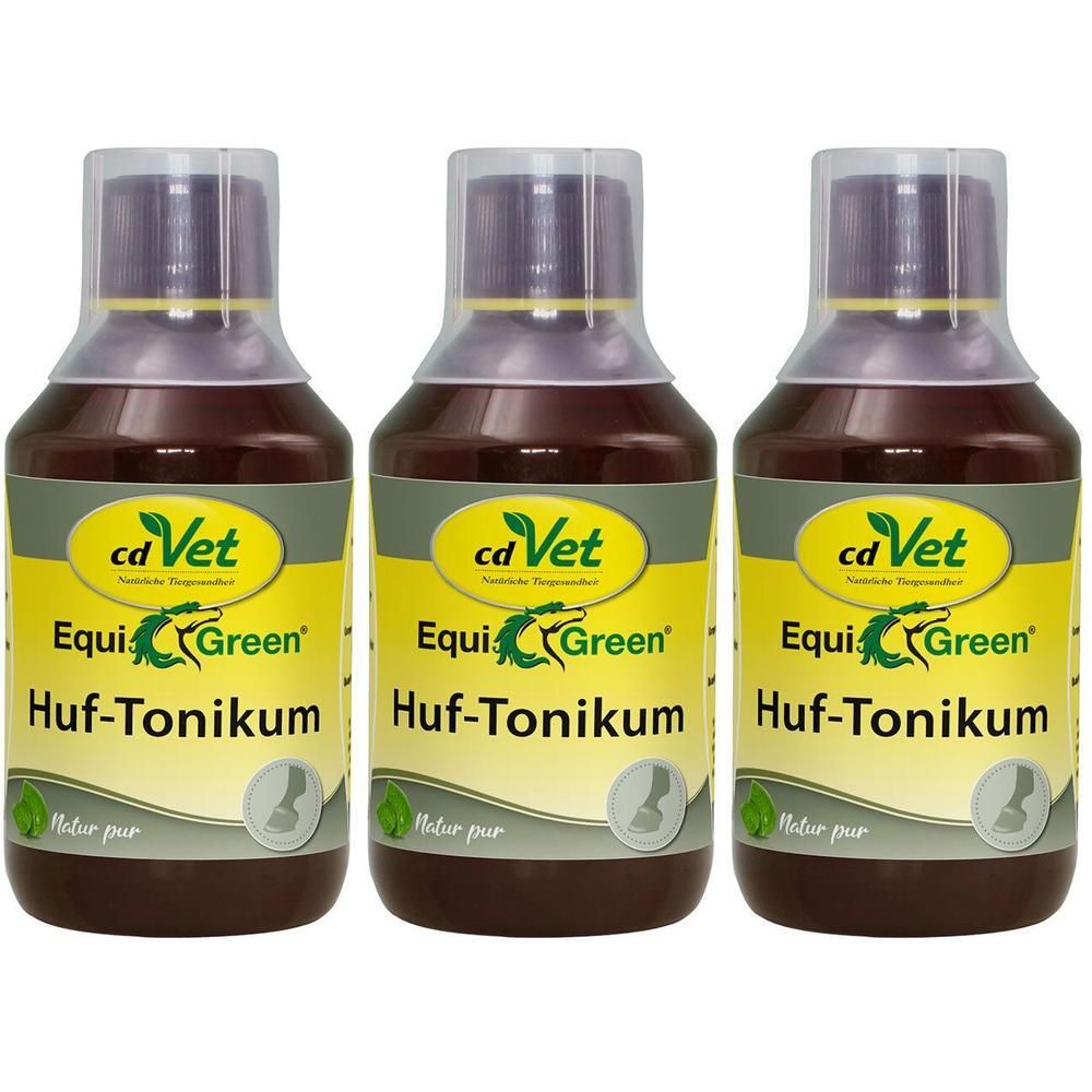Drei Flaschen mit brauner Flüssigkeit. Gelbe Etiketten mit grünem Logo und Schriftzug: EquiGreen Huf-Tonikum. Klare Kappen.
