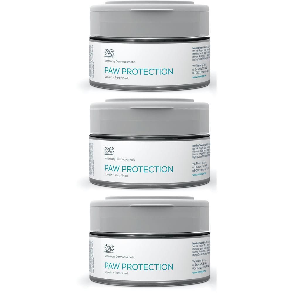 Drei Dosen VETEXPERT Paw Protection. Graue Deckel, weiße Etiketten mit Produktnamen und Logo. Aufschrift: Paw Protection.