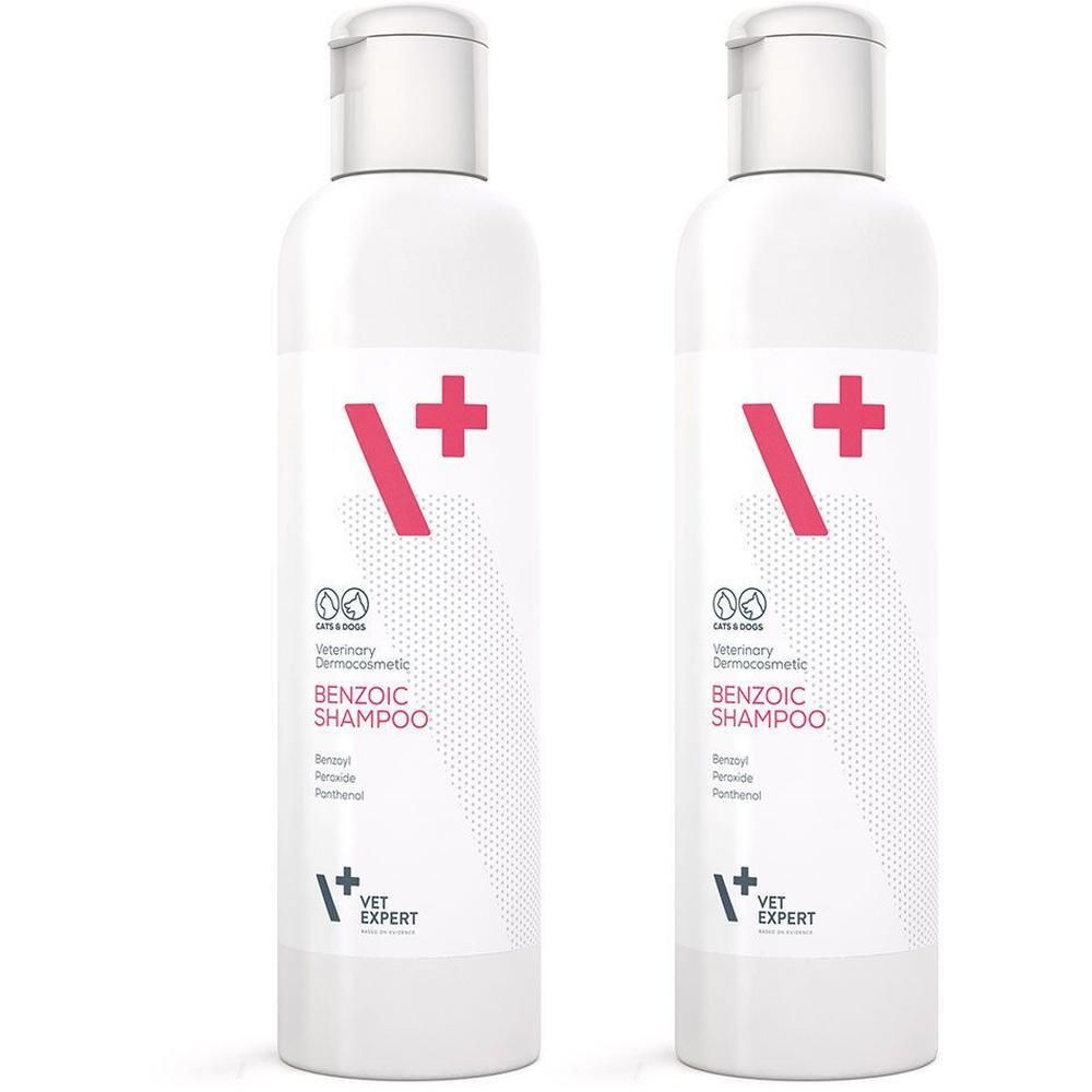Zwei weiße Flaschen mit rosa Kreuz-Logo. Aufschrift: BENZOIC SHAMPOO, VET EXPERT.