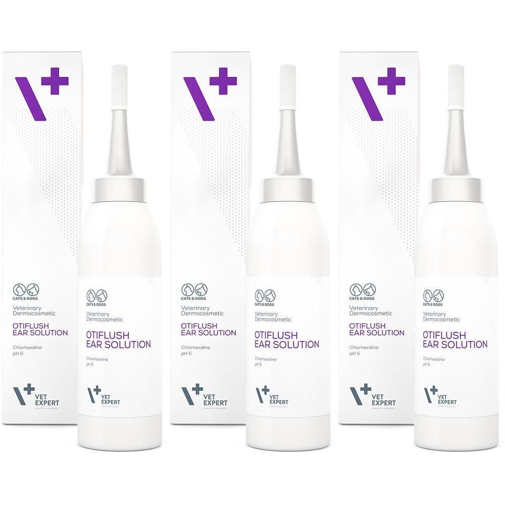 Mehrere Flaschen Otiflush Ohrlösung mit Verpackungen. Weiße Flaschen mit Dosierspitze. Aufschrift: VETEXPERT, Otiflush Ear Solution.