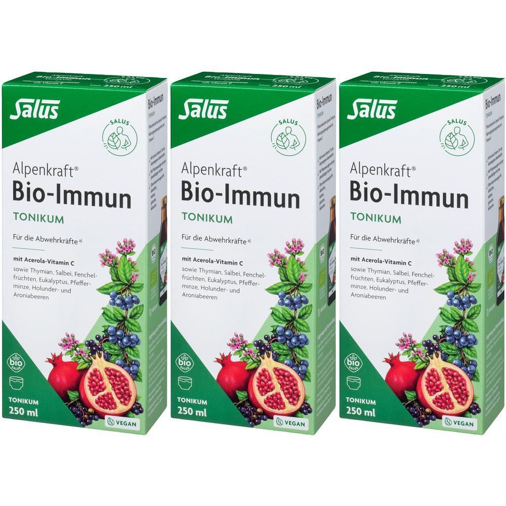 Drei Kartons Salus Alpenkraft Bio-Immun Tonikum. Grün-weiße Verpackung mit Produktnamen, Illustrationen von Früchten und Blättern, sowie Bio-Siegel.