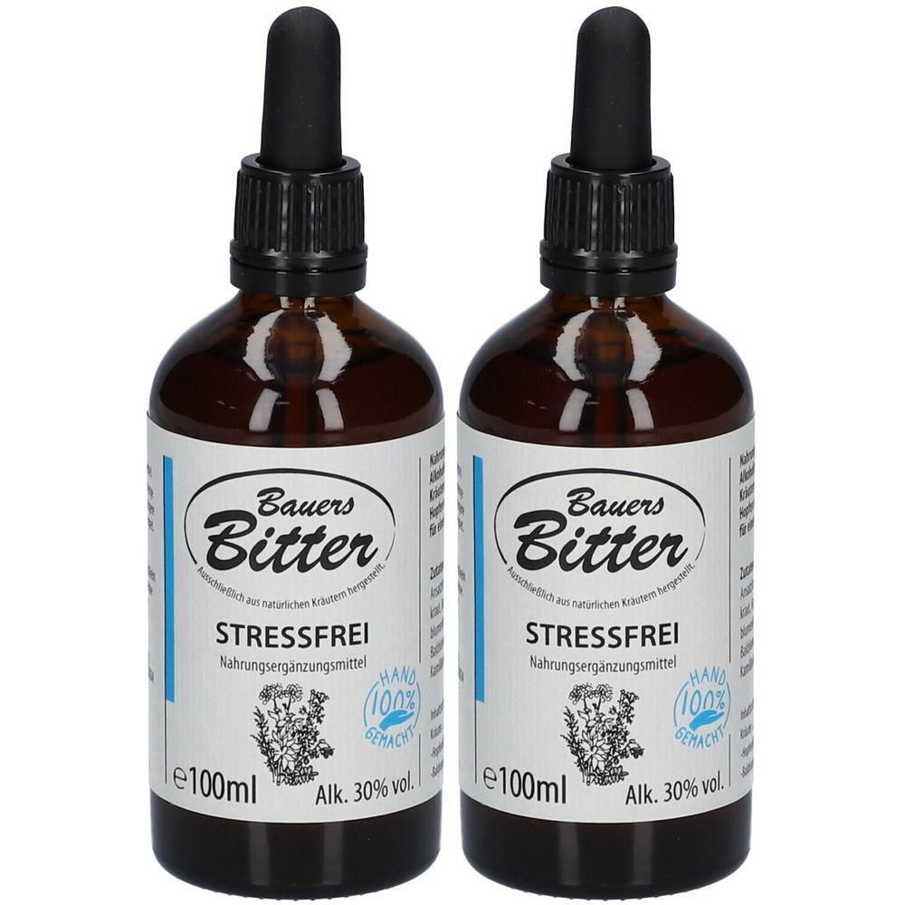 Zwei braune Glasflaschen mit schwarzen Tropfern. Auf den Etiketten steht "Bauers Bitter STRESSFREI". Enthält 30% Alkohol.