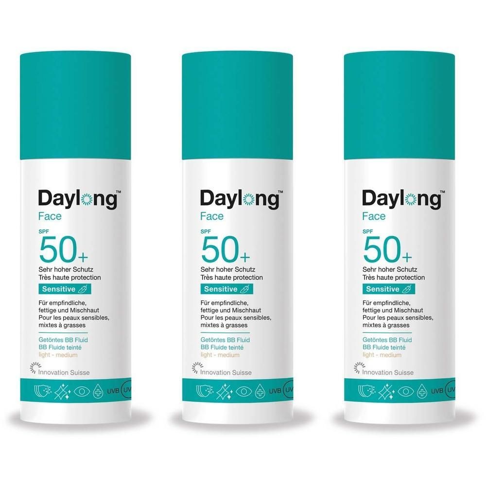 Drei Flaschen Daylong getöntes BB Fluid SPF 50+ mit Pumpspender.