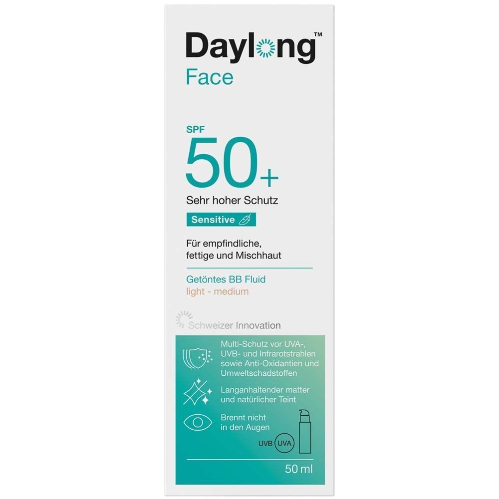Vorderseite einer Flasche Daylong getöntes BB Fluid SPF 50+ mit Details zu Schutz und Hauttyp.