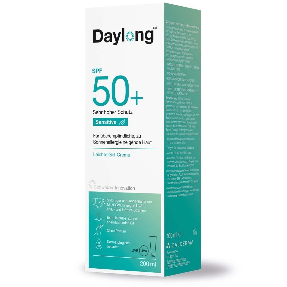 Eine Tube Daylong Sensitive Gel-Creme LSF 50+ im Karton, weiß und türkisfarben.