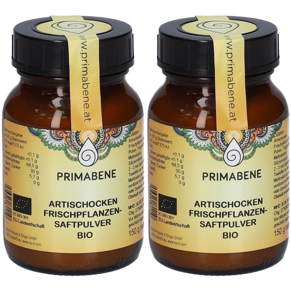 Zwei braune Glasflaschen mit schwarzem Deckel. Etiketten mit PRIMABENE, Artischocken Saftpulver BIO und EU-Bio-Logo. Siegel mit Logo.