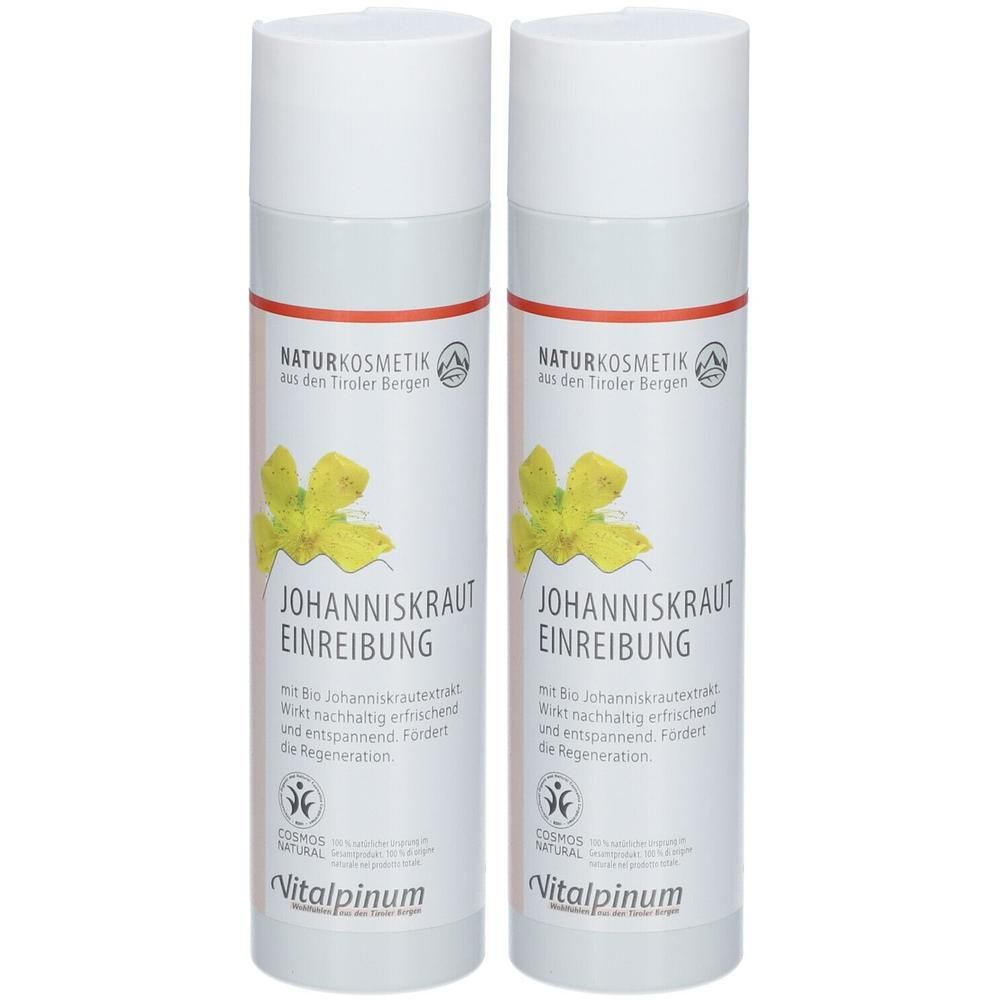 Zwei weiße Flaschen mit rotem Streifen und weißem Deckel. Aufschrift: JOHANNISKR AUT EINREIBUNG, Vitalpinum. Naturkosmetik.