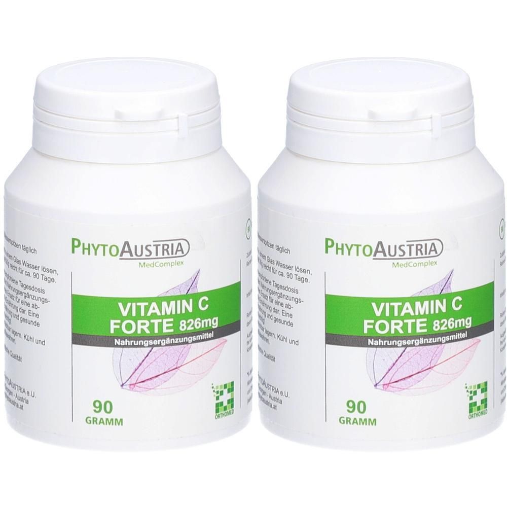 Zwei weiße Flaschen mit Schraubverschluss. Aufschrift: Vitamin C Forte 826mg, Nahrungsergänzungsmittel, 90 Gramm. Marke: PhytoAustria.
