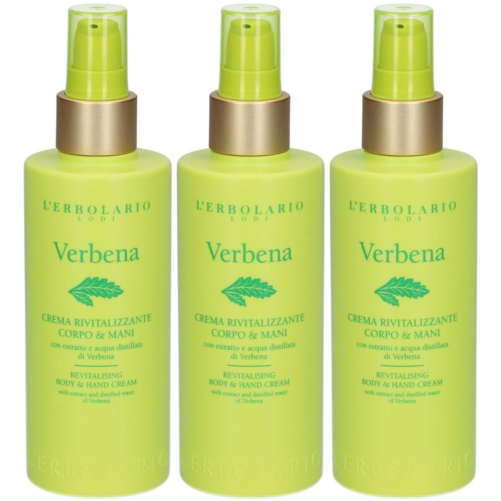 Drei grüne Flaschen mit goldfarbenen Pumpköpfen. Auf jeder Flasche steht "Verbena" und "CREMA RIVITALIZZANTE CORPO & MANI".