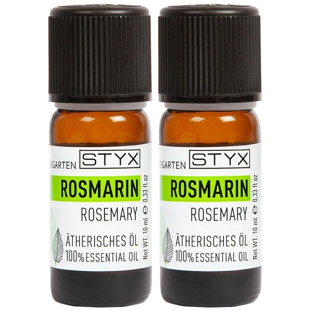 Zwei kleine braune Glasflaschen mit schwarzem Deckel. Auf den Etiketten steht "STYX Rosmarin Ätherisches Öl".