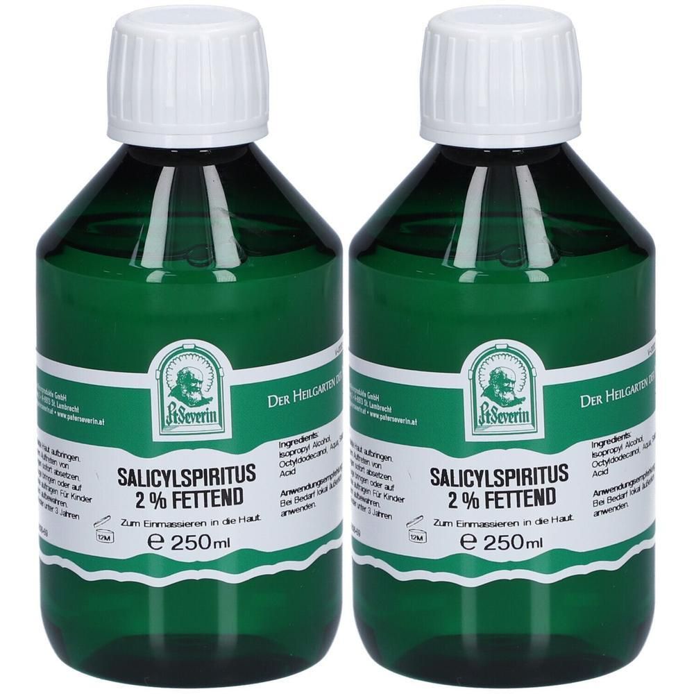 Zwei grüne Flaschen mit weißem Deckel. Aufschrift: Salicylspiritus 2% fettend. Marke: P. Severin. E 250ml.