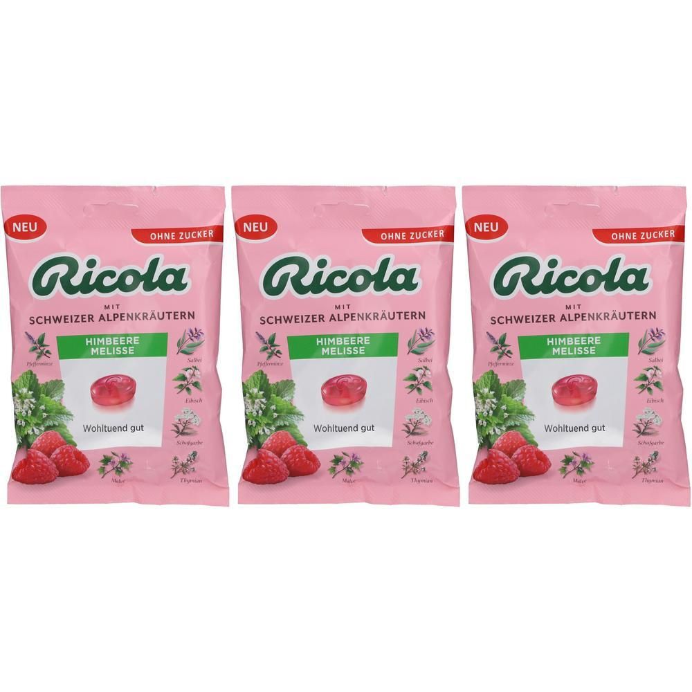 Drei rosa Beutel mit Ricola-Bonbons. Aufdruck: Ricola, Himbeere Melisse, Schweizer Alpenkräutern. Ohne Zucker. Abbildung von Himbeeren und Kräutern.