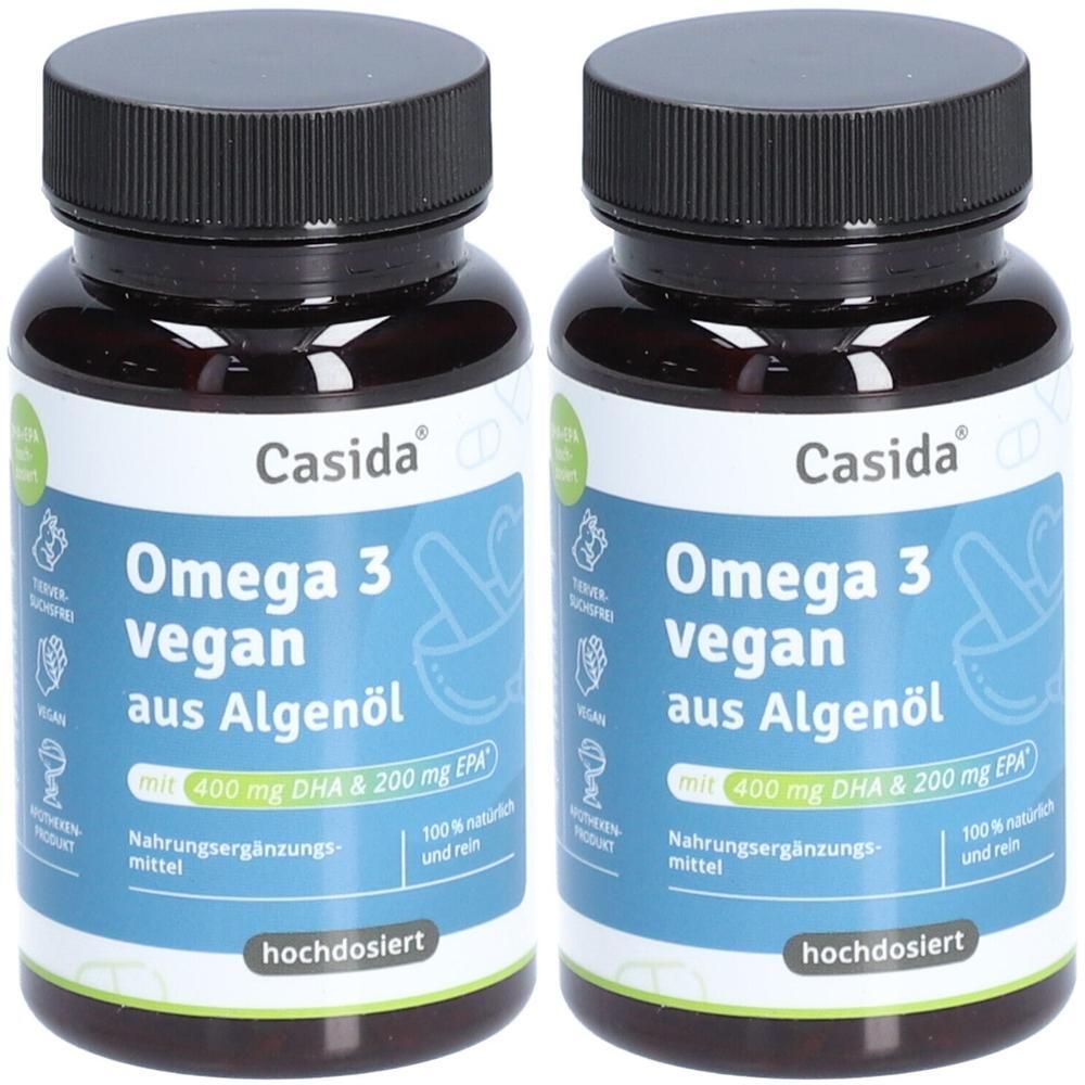 Zwei Flaschen Casida Omega 3 vegan aus Algenöl. Blaue Etiketten mit weißer Schrift. Aufschrift: 400 mg DHA & 200 mg EPA. Schwarze Deckel.