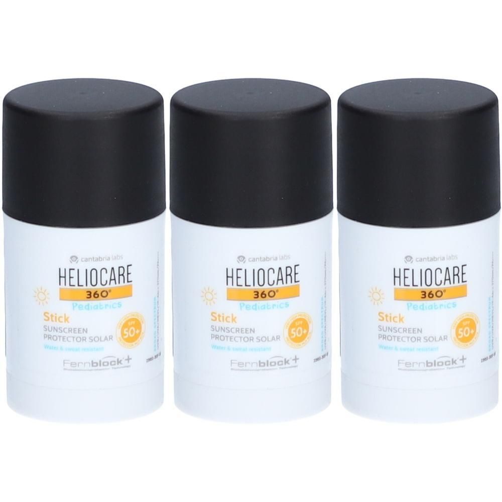 Drei zylindrische Sonnenstifte mit schwarzen Kappen. Aufschrift: Heliocare 360° Pediatrics Stick SPF 50+ und Fernblock+.