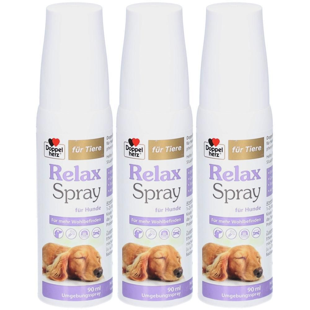 Drei weiße Sprühflaschen mit Produktaufdruck. Aufschrift: Doppelherz Relax Spray für Hunde. Abbildung eines schlafenden Hundes.