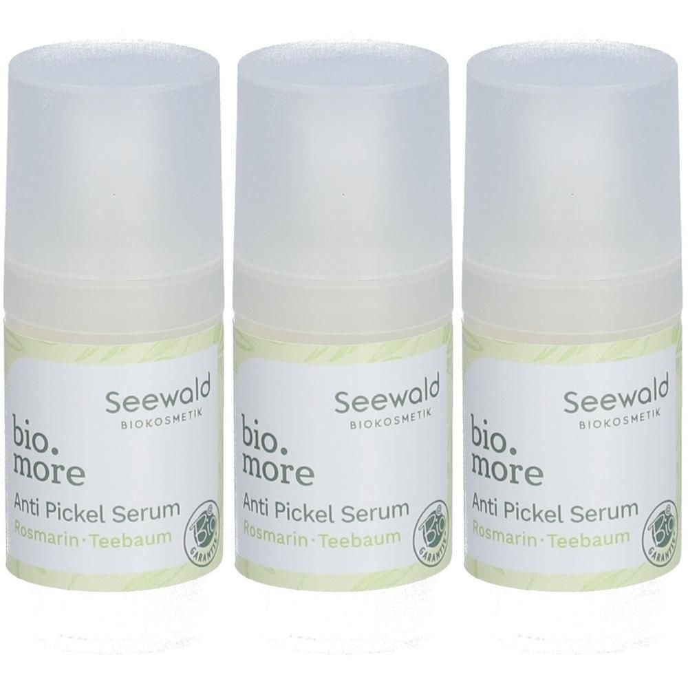Drei Flaschen Seewald Biokosmetik bio.more Anti Pickel Serum Rosmarin-Teebaum mit transparenten Verschlüssen.