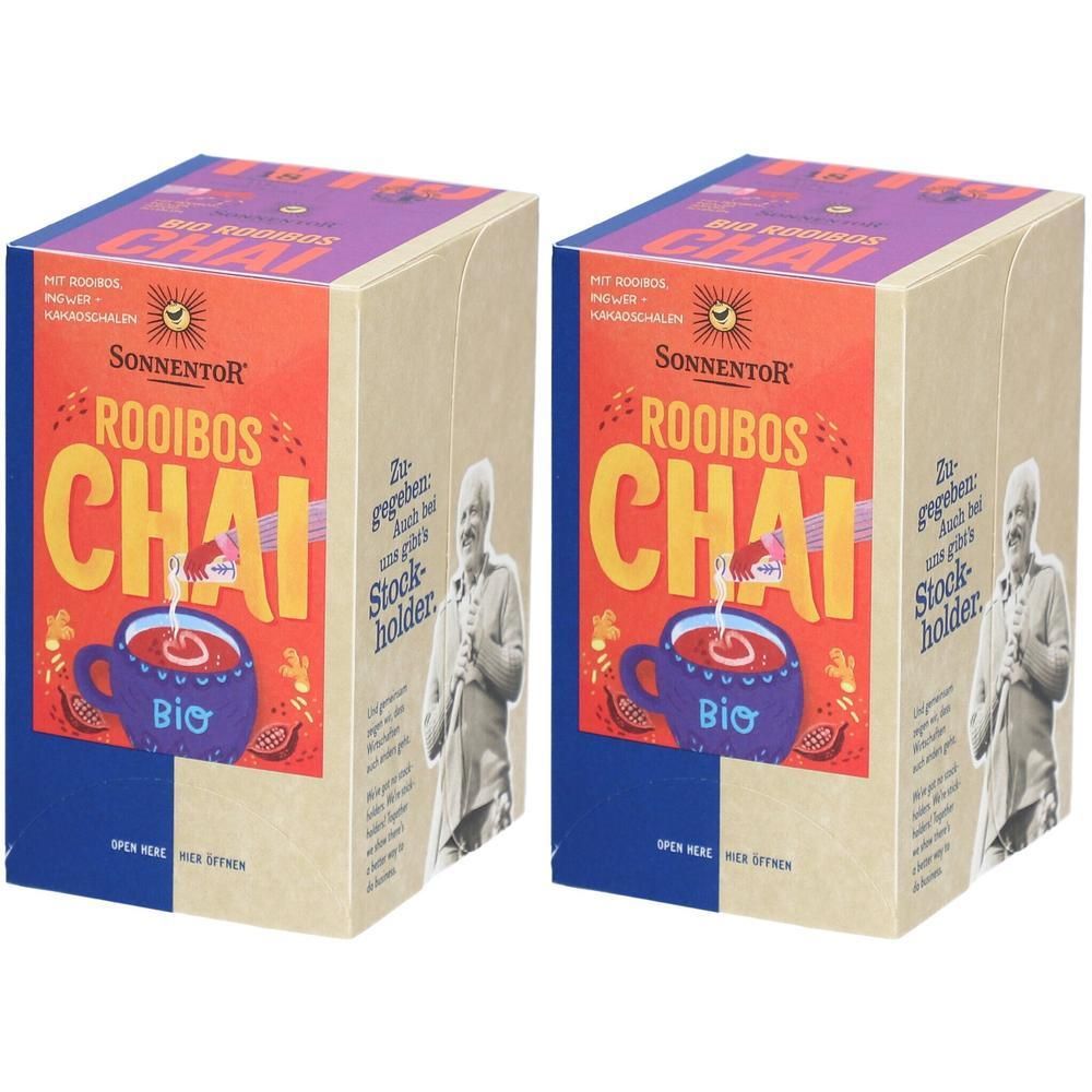 Zwei rechteckige Kartons mit SonnentoR Rooibos Chai. Aufdrucke: Logo, Produktname, Illustration einer Tasse Tee.