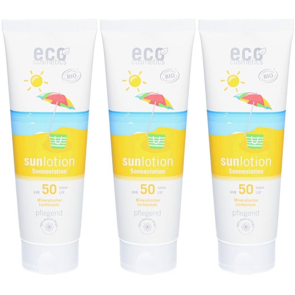 Drei Tuben Sonnenlotion mit Strandmotiv und Aufschrift "sunlotion". Marke: eco cosmetics. LSF 50.