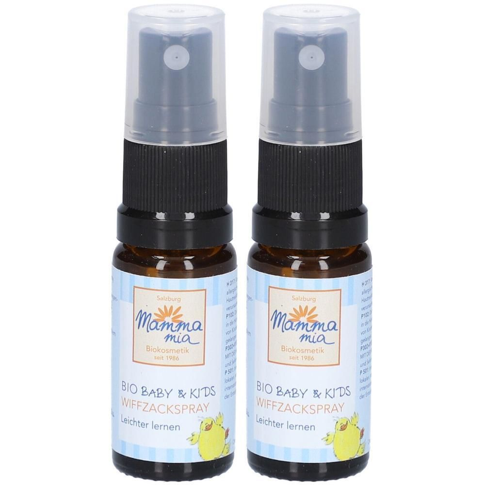 Zwei Sprühflaschen mit schwarzem Verschluss und durchsichtiger Kappe. Aufkleber mit Text: Mamma mia, Bio Baby & Kids Wiffzackspray.